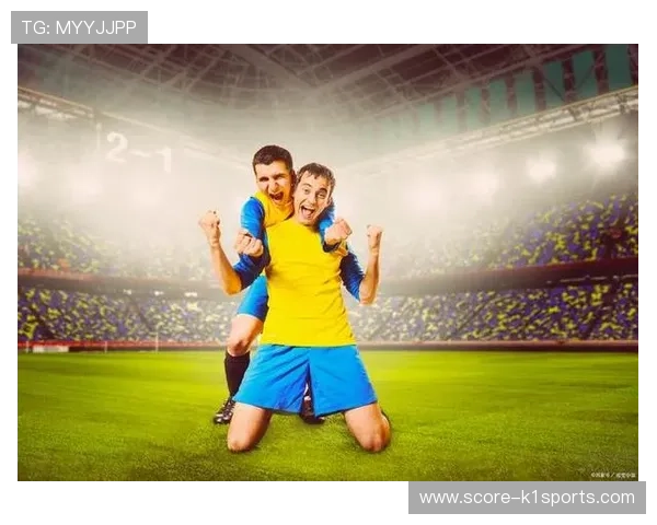 足球巨星同框合影 齐聚绿茵场见证传奇时刻